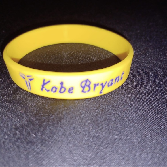 Kobe Bryant Bracelet NBA Lakers Black Mamba - Picture 1 of 3